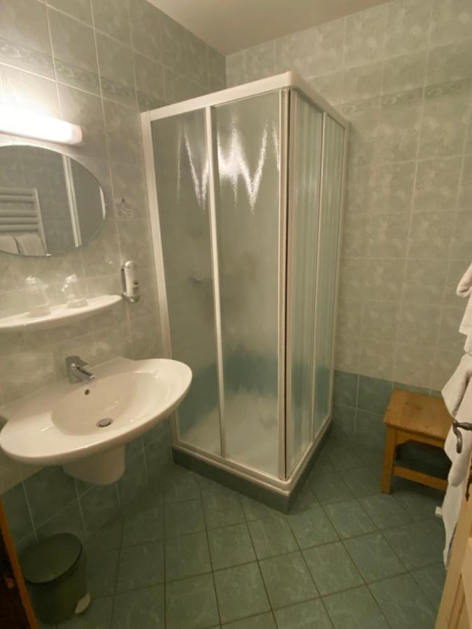 מלון Châtel Le Schuss מראה חיצוני תמונה